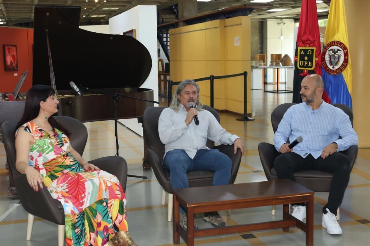 MUESTRA DE ARTISTAS BOLIVARIANOS